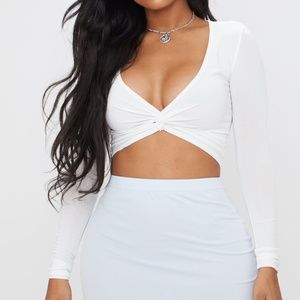 PRETTYLITTLETHING WHITE TWIST FRONT CROP TOP